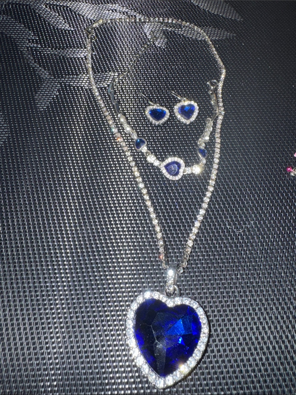 Titanic Heart of the Ocean 3 pc. set. Deep Blue with Sparkling stones.